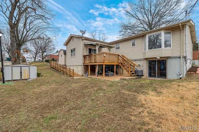 5439 Valleyside Lane, St Louis, MO 63128