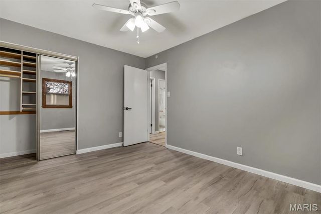 5439 Valleyside Lane, St Louis, MO 63128