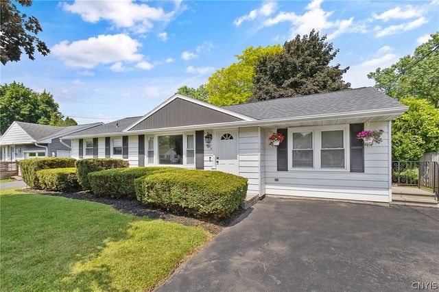 109 Bury Drive, Geddes, NY 13209