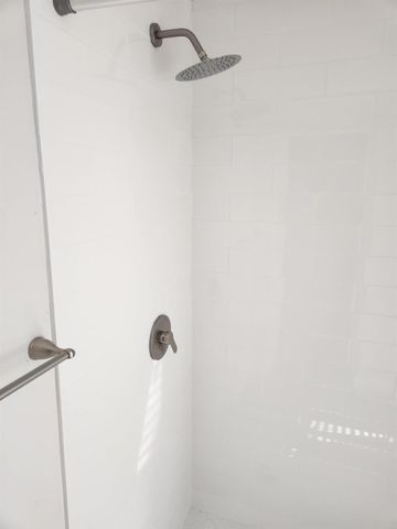 65 W 34th Street B, Riviera Beach, FL 33404