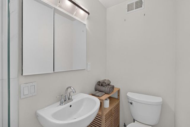 1185 Weber Way, Sacramento, CA 95822