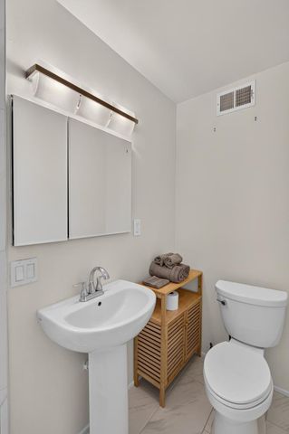 1185 Weber Way, Sacramento, CA 95822