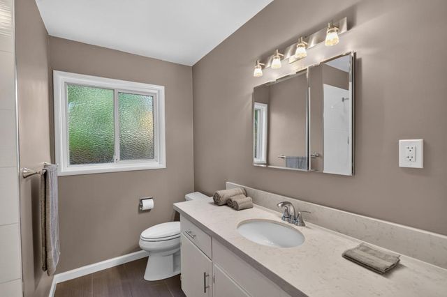 1185 Weber Way, Sacramento, CA 95822
