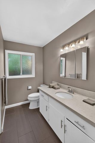 1185 Weber Way, Sacramento, CA 95822
