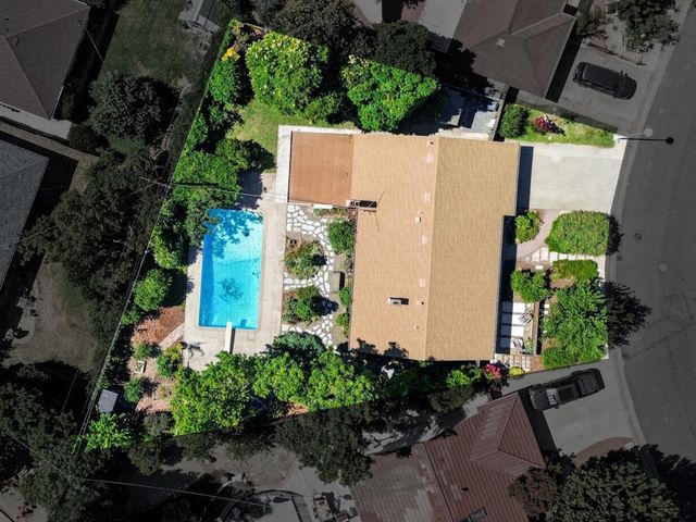 1185 Weber Way, Sacramento, CA 95822
