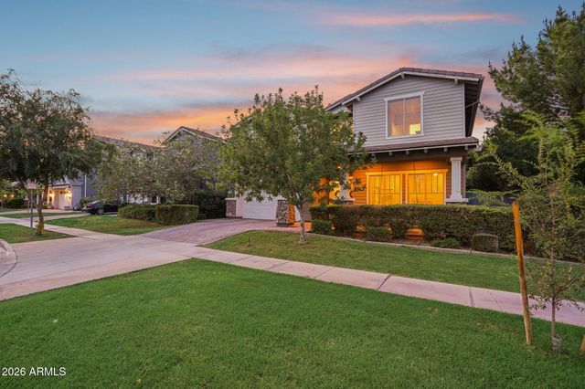 2968 E APPALOOSA Road, Gilbert, AZ 85296