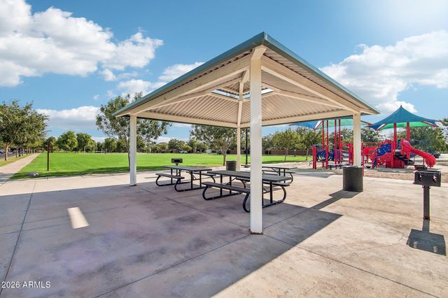 2968 E APPALOOSA Road, Gilbert, AZ 85296