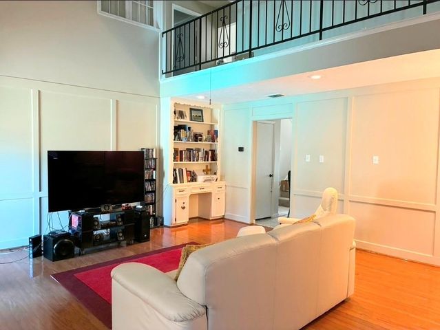 8810 Covent Garden Street, Houston, TX 77031