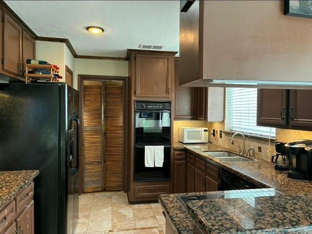 8810 Covent Garden Street, Houston, TX 77031