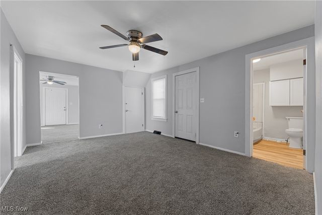 223 Maple Avenue E, Hartville, OH 44632