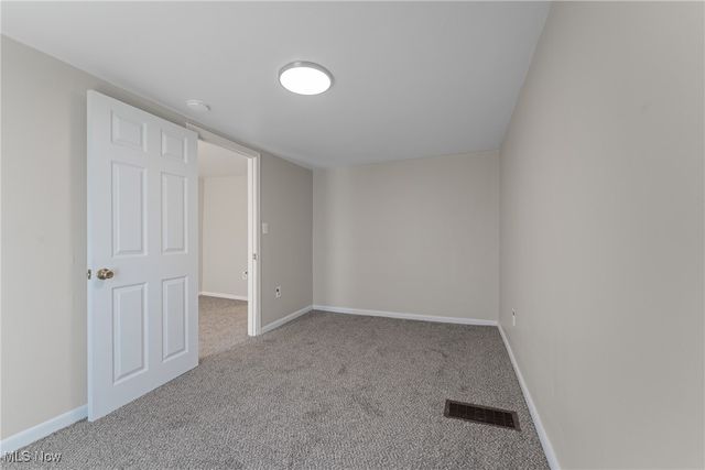 223 Maple Avenue E, Hartville, OH 44632