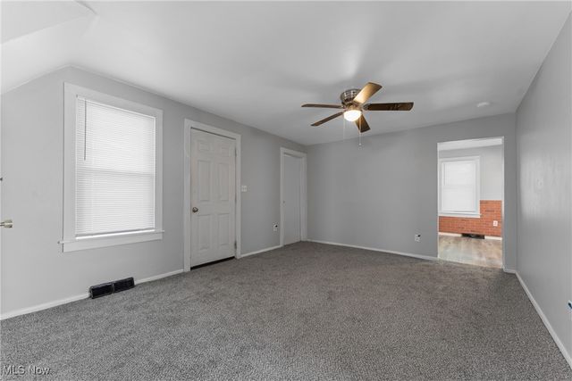 223 Maple Avenue E, Hartville, OH 44632