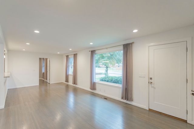 1722 Welcome Ln, Nashville, TN 37216