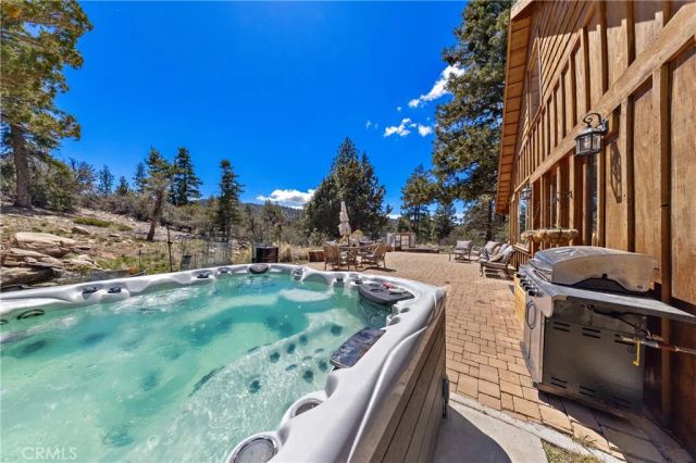 4295 Noodle, Angelus Oaks, CA 92305