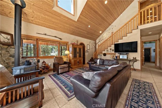 4295 Noodle, Angelus Oaks, CA 92305