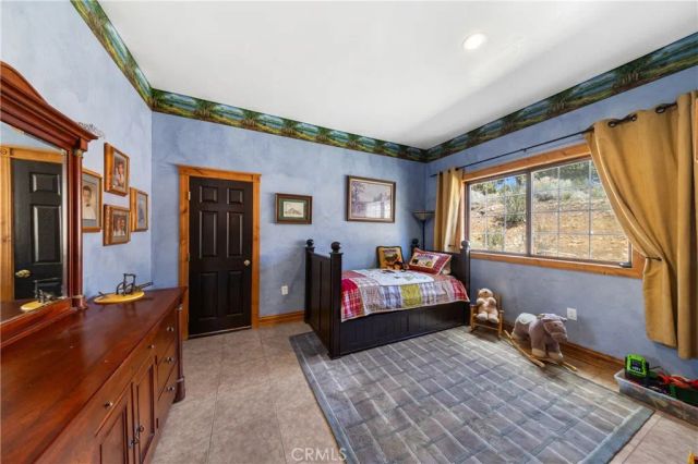4295 Noodle, Angelus Oaks, CA 92305