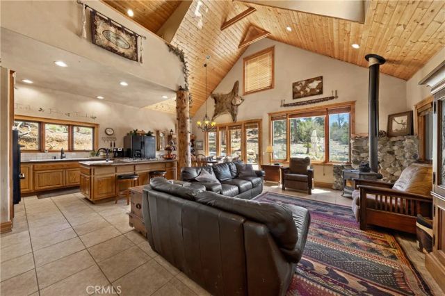 4295 Noodle, Angelus Oaks, CA 92305