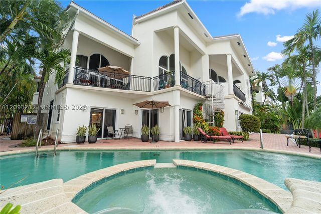 70 Isle Of Venice Dr 102, Fort Lauderdale, FL 33301