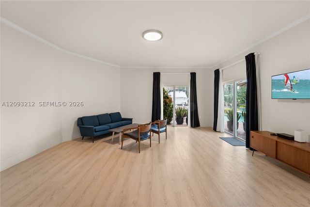 70 Isle Of Venice Dr 102, Fort Lauderdale, FL 33301