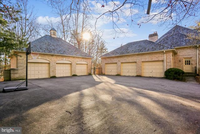 9939 BENTCROSS DR, Potomac, MD 20854