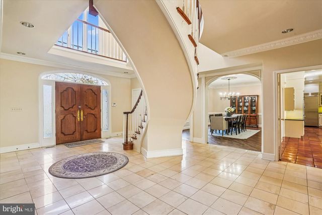 9939 BENTCROSS DR, Potomac, MD 20854