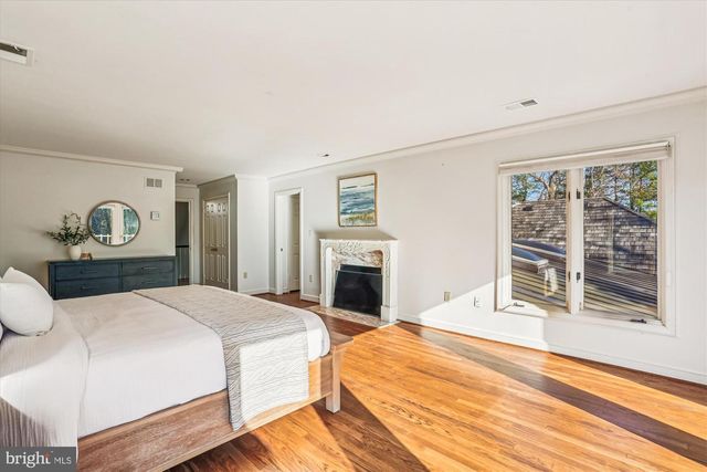 9939 BENTCROSS DR, Potomac, MD 20854