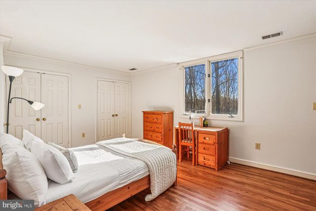 9939 BENTCROSS DR, Potomac, MD 20854