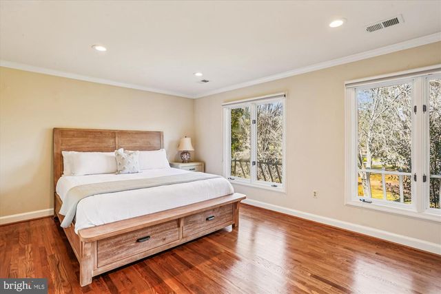 9939 BENTCROSS DR, Potomac, MD 20854