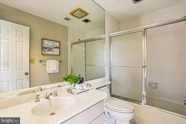 9939 BENTCROSS DR, Potomac, MD 20854