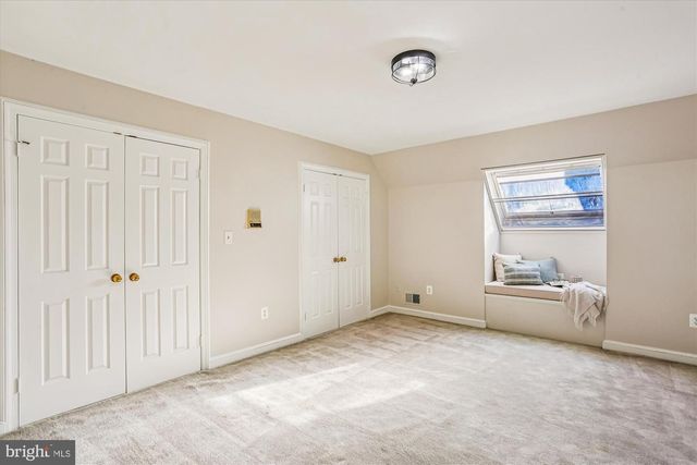 9939 BENTCROSS DR, Potomac, MD 20854