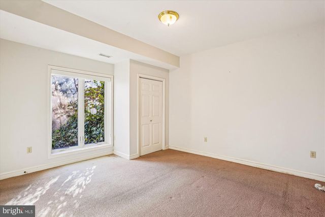 9939 BENTCROSS DR, Potomac, MD 20854