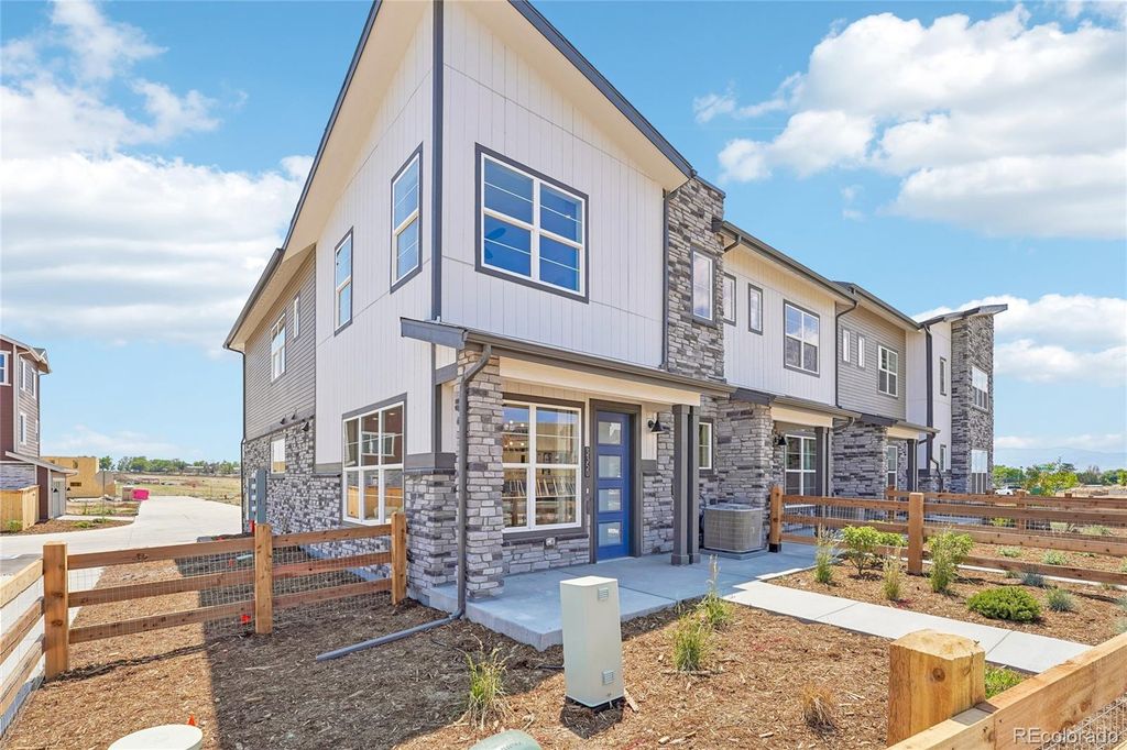 8631 King Street, Westminster, CO 80031