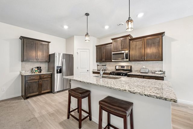 5475 395th Street, North Branch, MN 55056