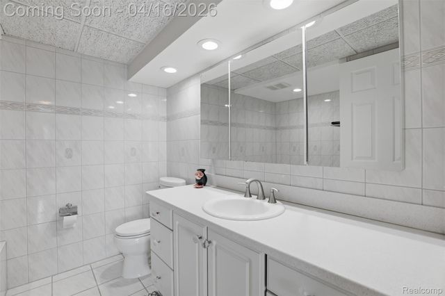 3301 Biddle Avenue 4C, Wyandotte, MI 48192