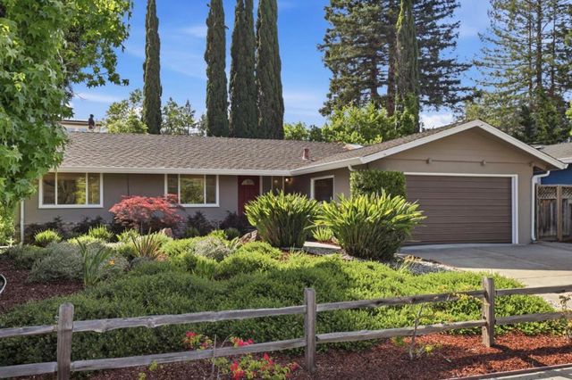 2125 Harkins Avenue, Menlo Park, CA 94025