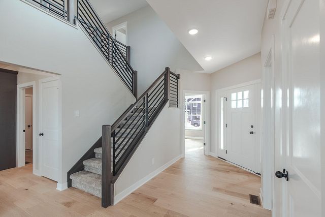 801 Idlewild Lane, Chesterton, IN 46304