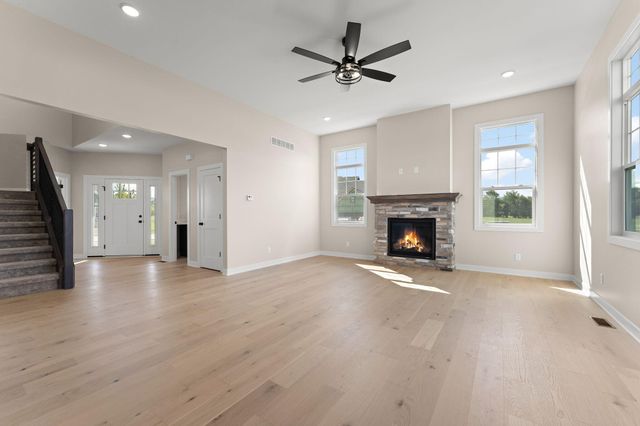 801 Idlewild Lane, Chesterton, IN 46304