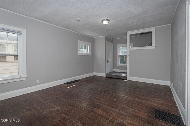 4335 Belmar Avenue, Toledo, OH 43612