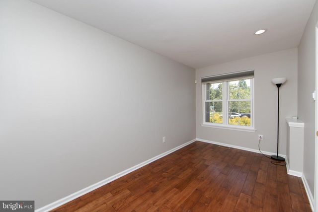 33 HERON POINTE CT, Marlton, NJ 08053