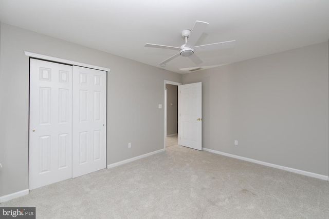33 HERON POINTE CT, Marlton, NJ 08053