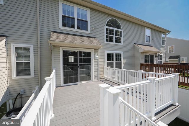 33 HERON POINTE CT, Marlton, NJ 08053