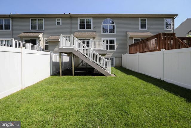 33 HERON POINTE CT, Marlton, NJ 08053