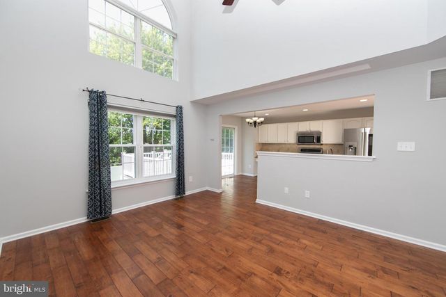 33 HERON POINTE CT, Marlton, NJ 08053