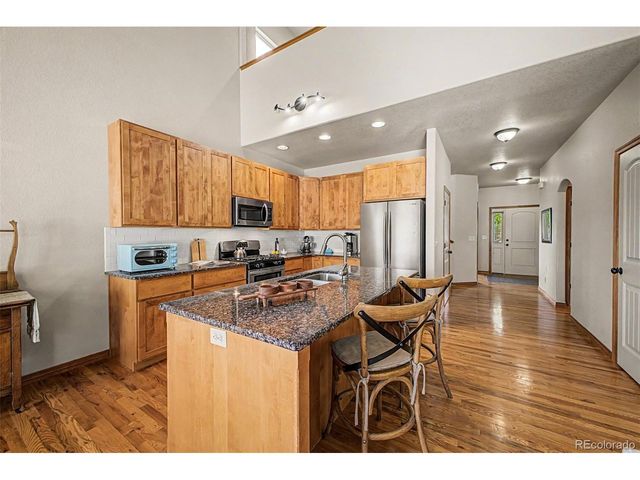652 Sundance Dr, Windsor, CO 80550