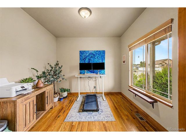 652 Sundance Dr, Windsor, CO 80550