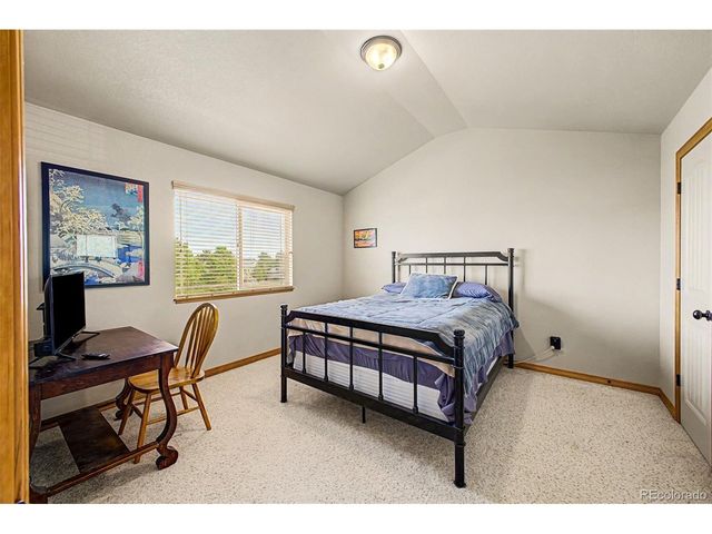 652 Sundance Dr, Windsor, CO 80550
