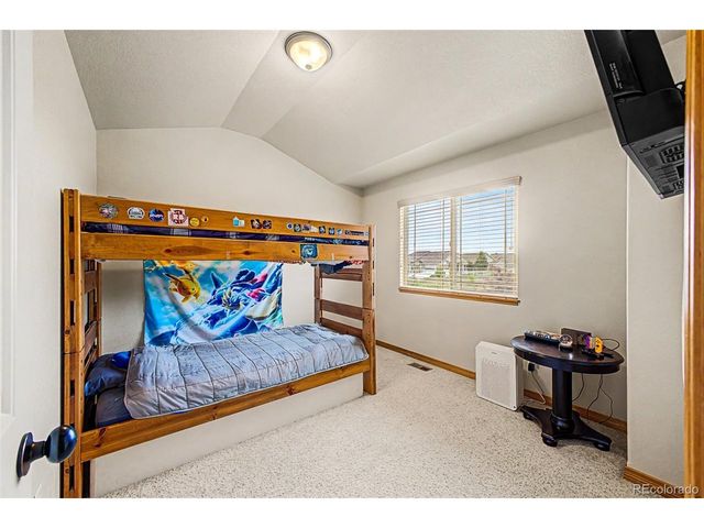 652 Sundance Dr, Windsor, CO 80550