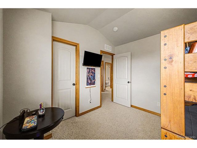 652 Sundance Dr, Windsor, CO 80550