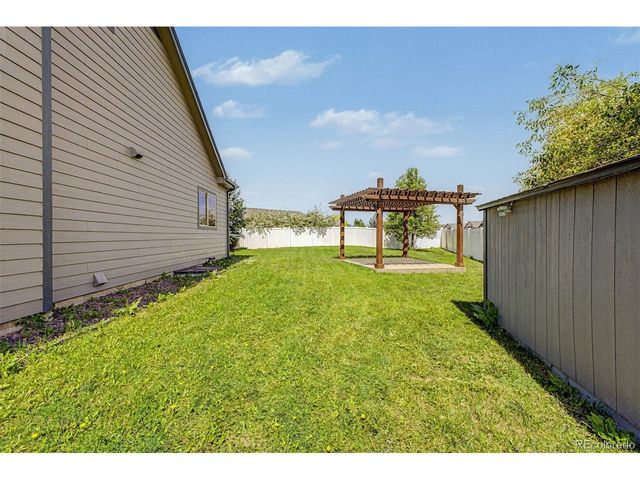 652 Sundance Dr, Windsor, CO 80550