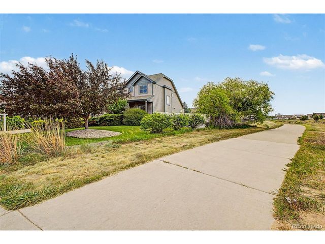 652 Sundance Dr, Windsor, CO 80550